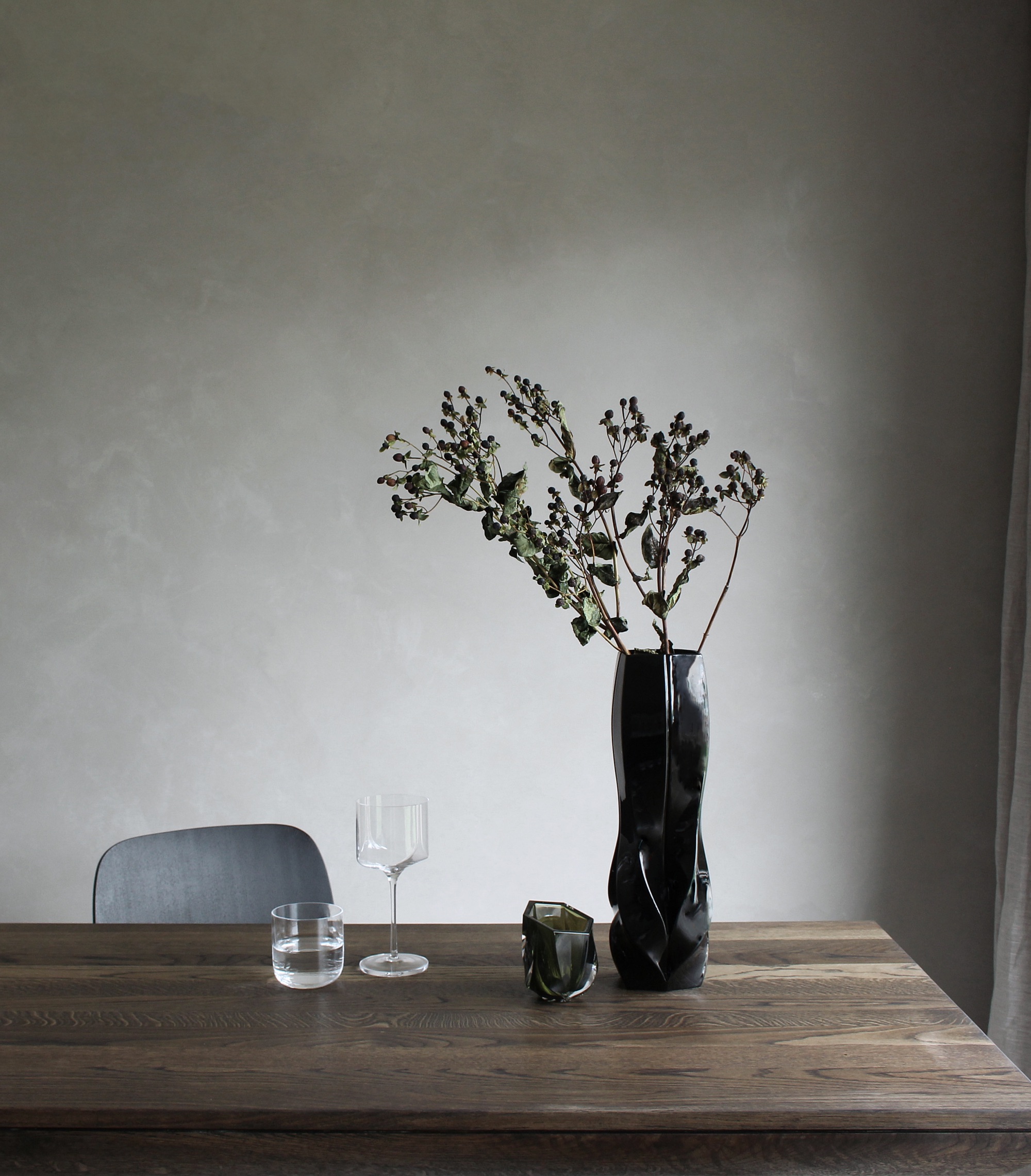 Zaha Hadid Design Braid Vase Waist GOOD FORM